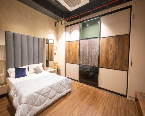 Apartment bedroom interior designer in Kolkata