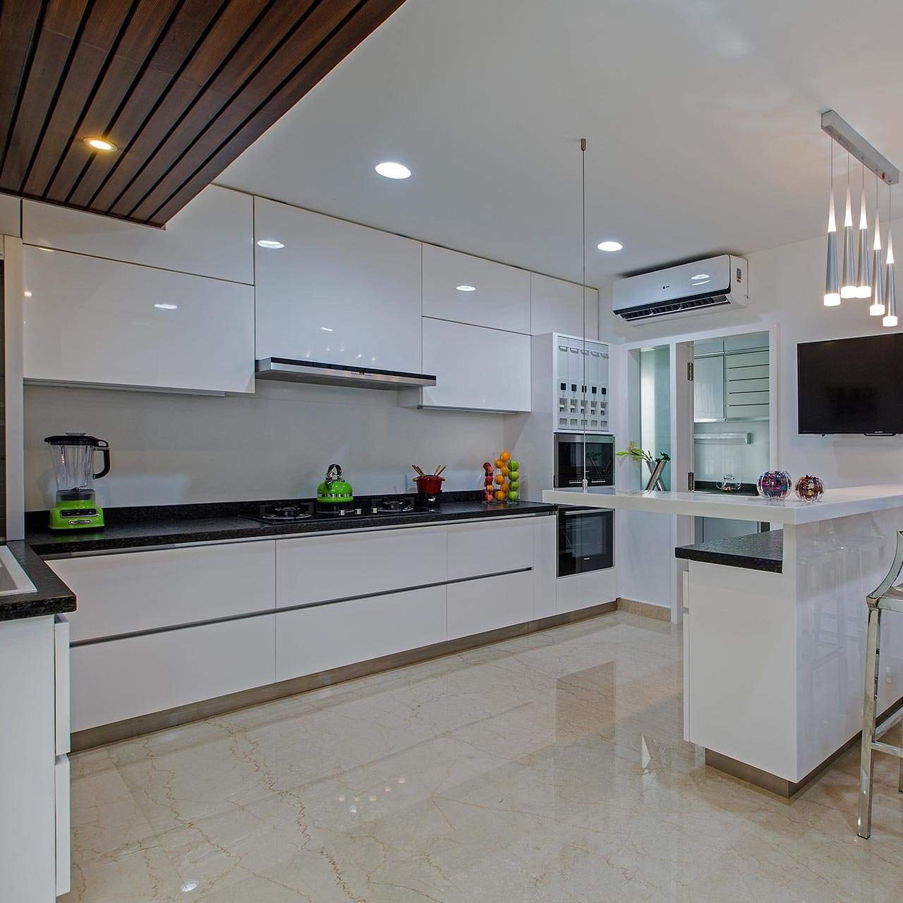 Design a farmhouse-styled kitchen and dining room